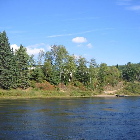 Chalet Au Bord Du St-Maurice La Tuque Zewnętrze zdjęcie