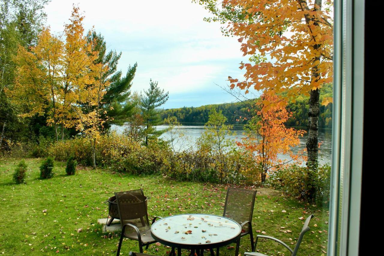 Chalet Au Bord Du St-Maurice La Tuque Zewnętrze zdjęcie