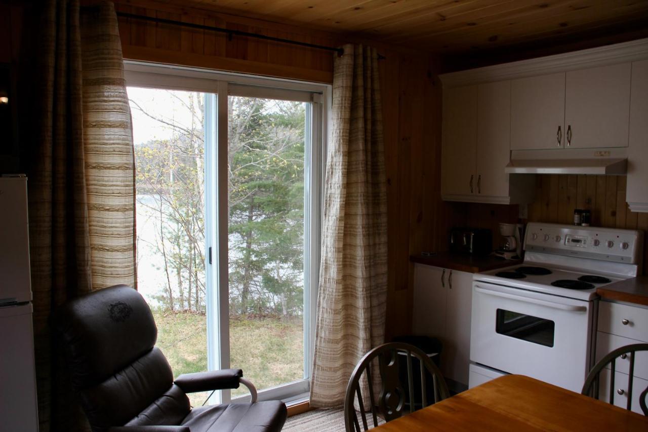 Chalet Au Bord Du St-Maurice La Tuque Zewnętrze zdjęcie
